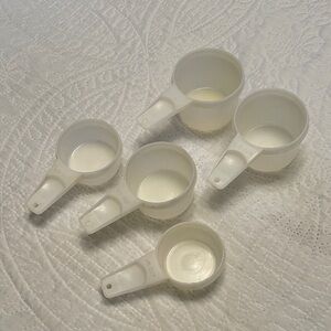 Vintage Tupperware White or Sheer Nesting Measuring Cups Set of 5